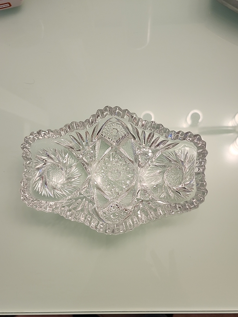AMERUCAN BRILLIANT PERIOD CUT GLASS RELUSH DISH